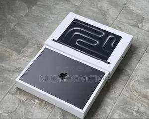 Laptop Apple MacBook Pro 2023 M3 Max 32GB Apple M3 Max SSD 1T