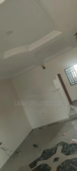 2bdrm Block of Flats in Alagbaka Gra, Akure for rent