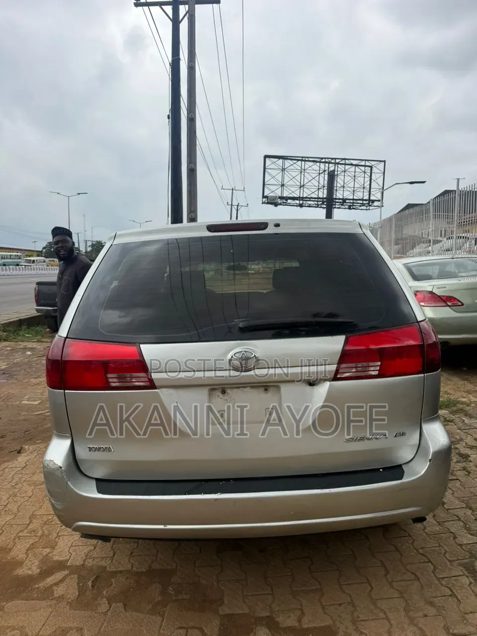 Toyota Sienna 2005 Gold