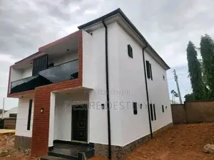 3bdrm Duplex in Jos for sale