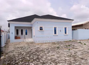 3bdrm Bungalow in New Niger Estate,, Chanchaga for sale