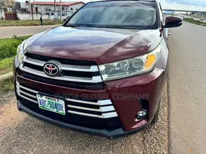 Toyota Highlander Limited Platinum 4dr SUV AWD (3.5L 6cyl 6A) 2015