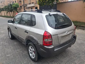 Hyundai Tucson 2005 Silver