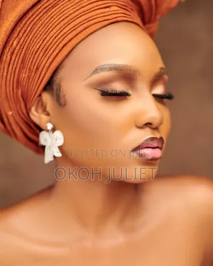 Glitz J Makeovers