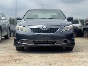Toyota Camry SE 4dr Sedan (2.4L 4cyl 5A) 2008 Gray