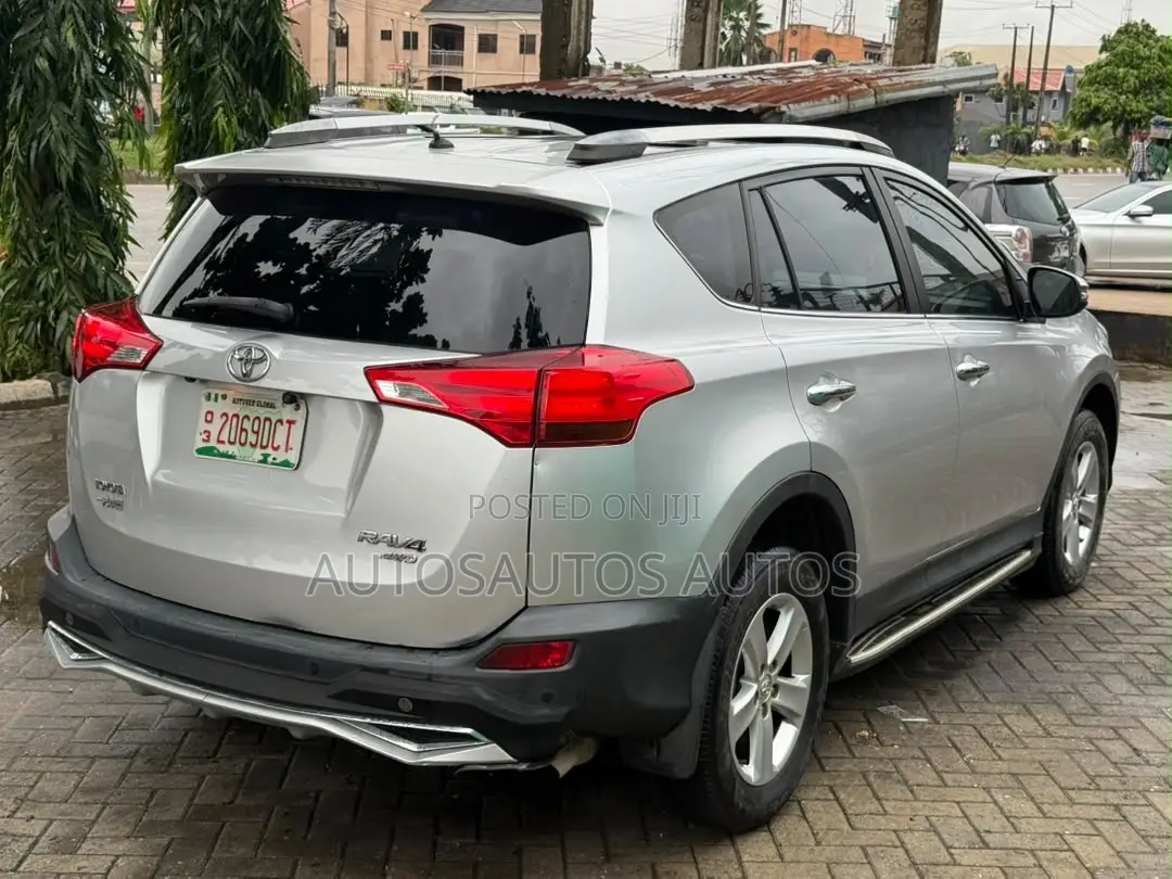 Toyota RAV4 2015 Silver