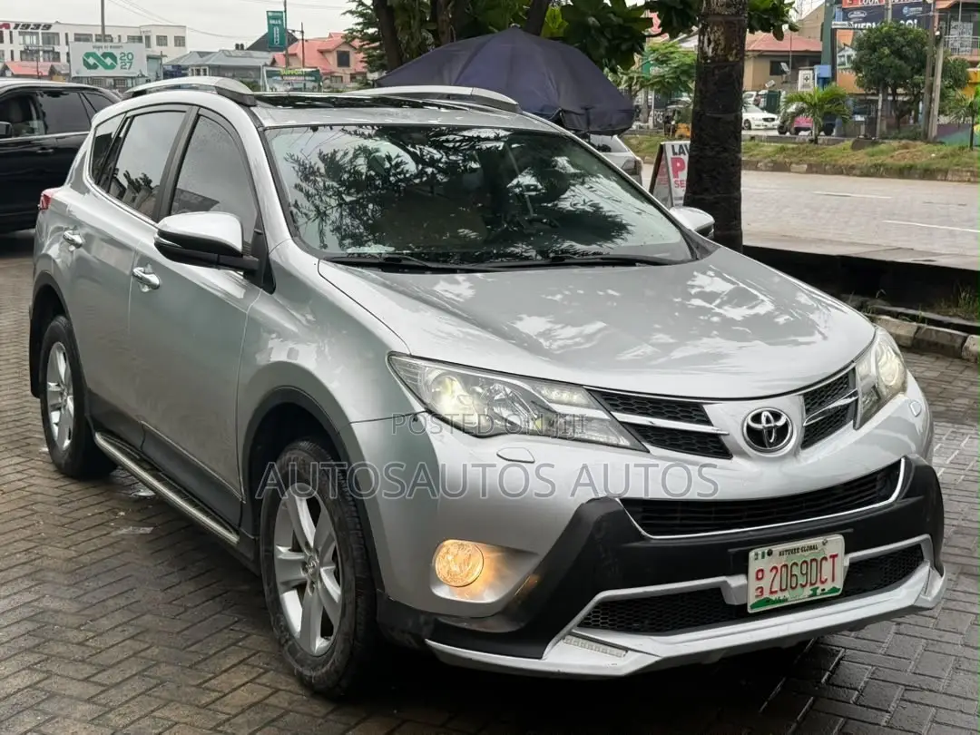 Toyota RAV4 2015 Silver