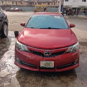 Toyota Camry 2014 Red