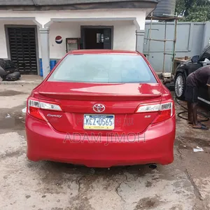 Toyota Camry 2014 Red