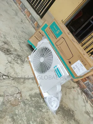Brand-New White Hisense 1.5hp Inverter AC