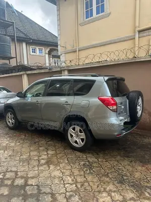Toyota RAV4 2008 Green