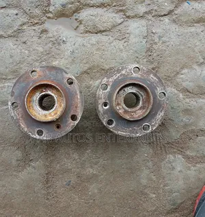 BMW E70/X6 Front Hub