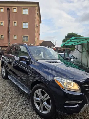 Mercedes-Benz M Class 2012 Blue