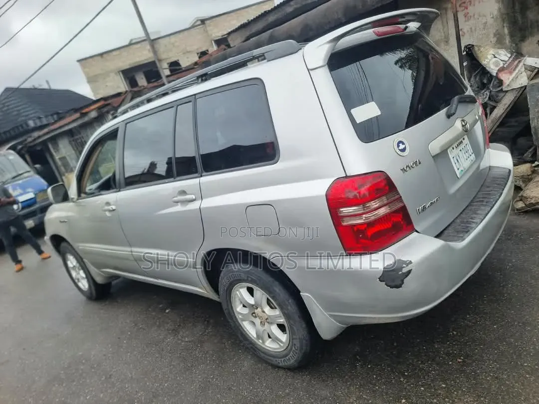 Toyota Highlander 2003 Silver