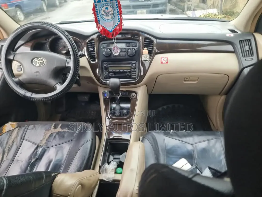 Toyota Highlander 2003 Silver
