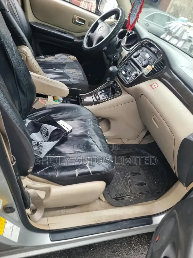Toyota Highlander 2003 Silver