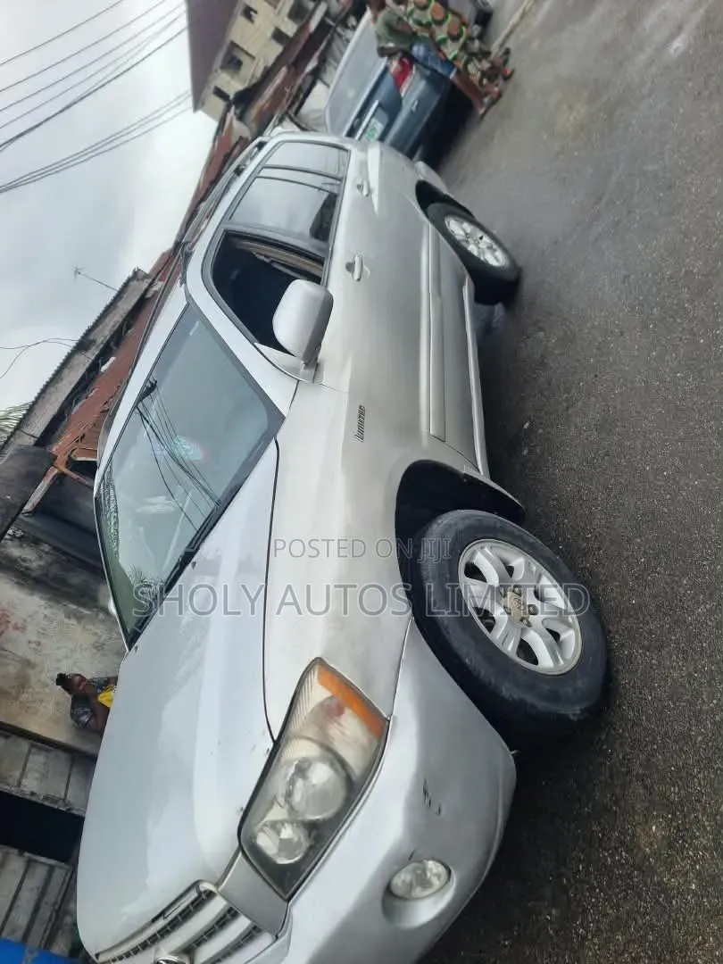Toyota Highlander 2003 Silver