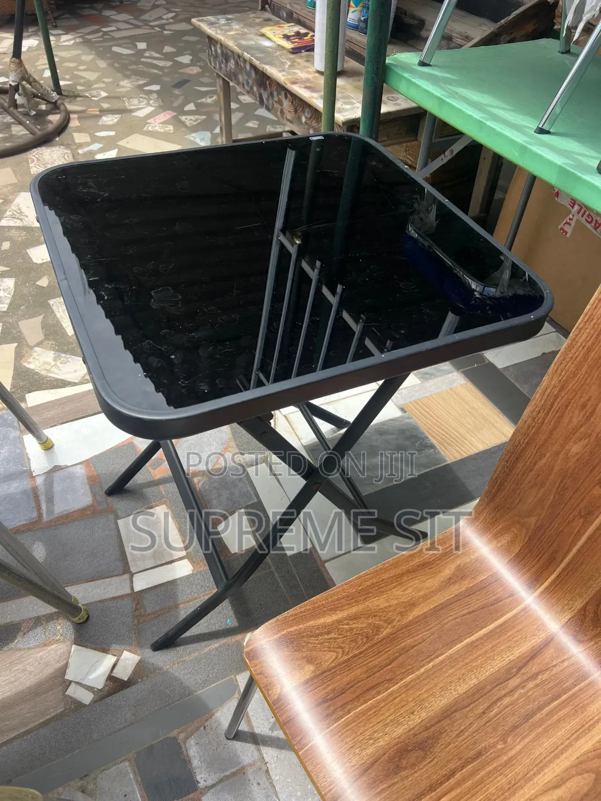 Collapsible Glass Table
