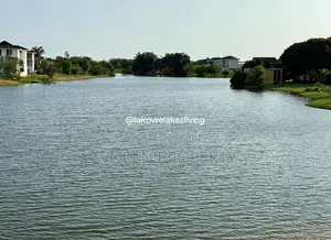 Lakeside 3 Bedroom Apartment With Nature View