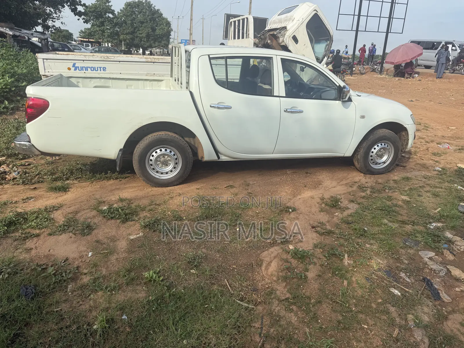Mitsubishi L200 2012 White