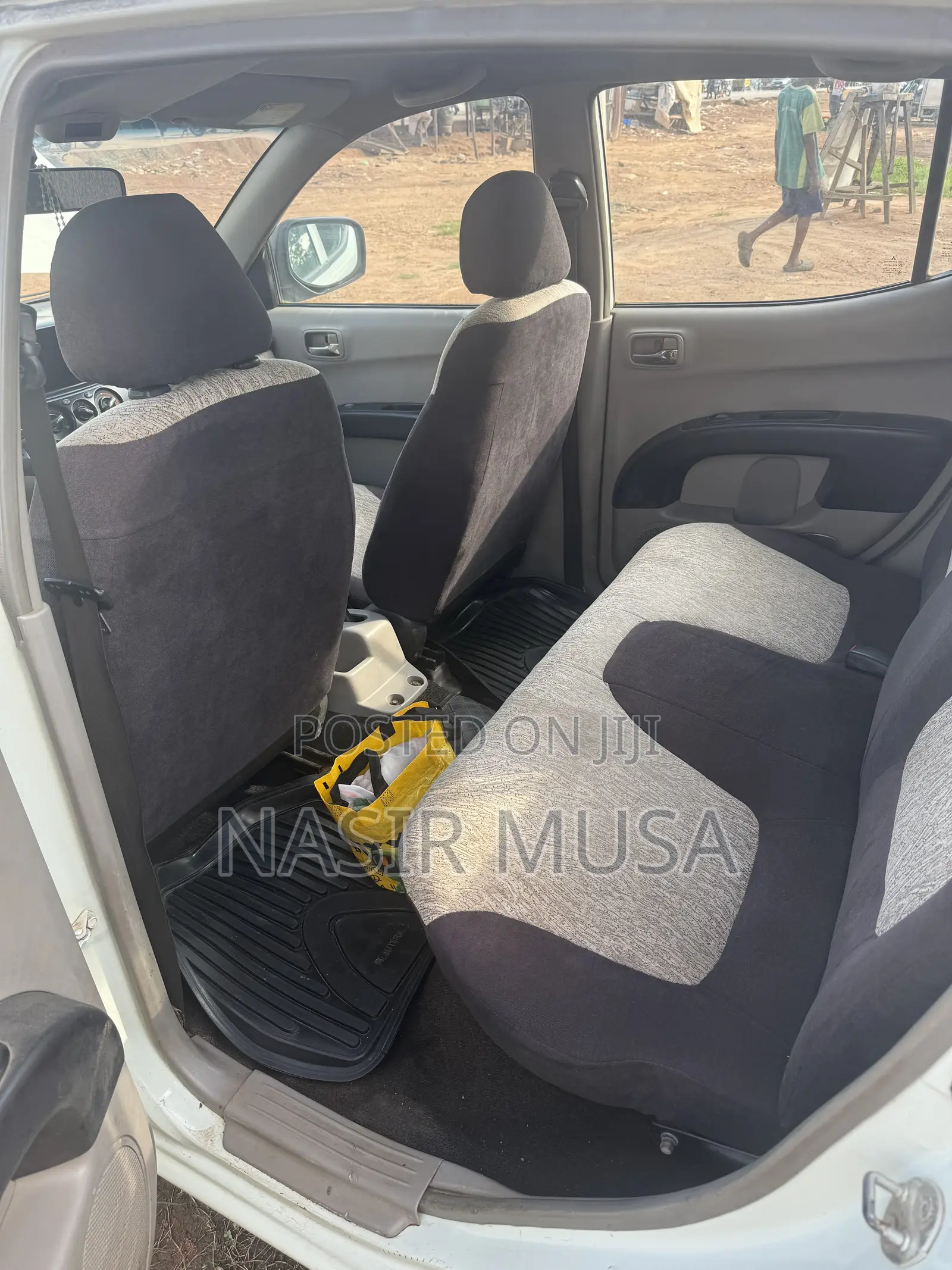 Mitsubishi L200 2012 White