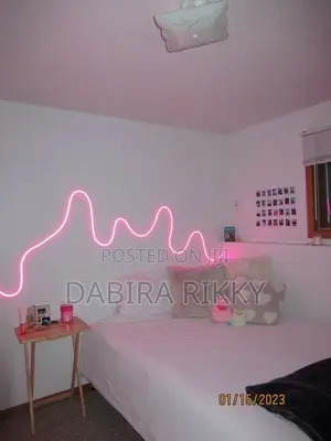 Neon Sign/Rope Light