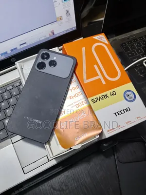 Tecno Spark 40C 128 GB Black