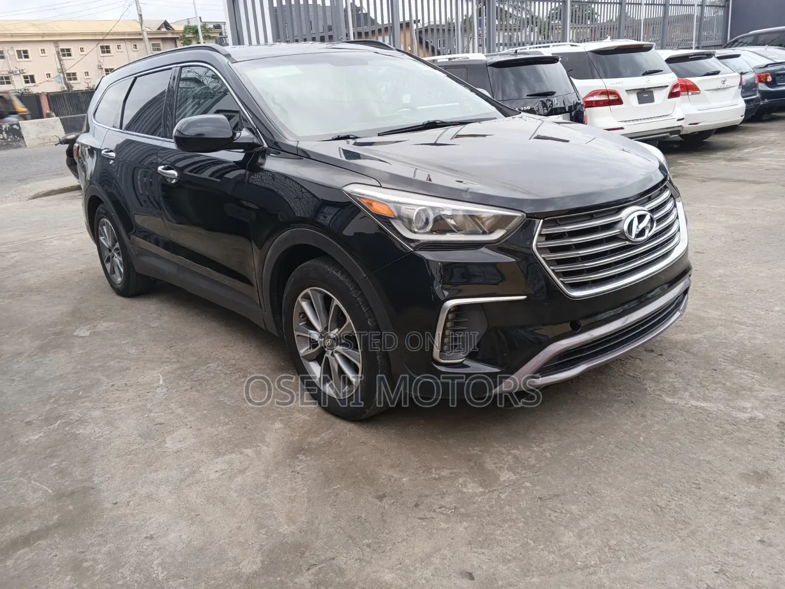 Hyundai Santa Fe 2017 Black