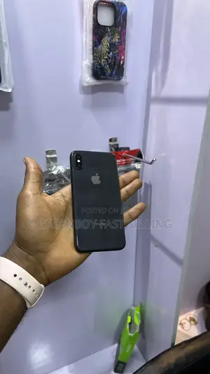 Apple iPhone X 64 GB Black