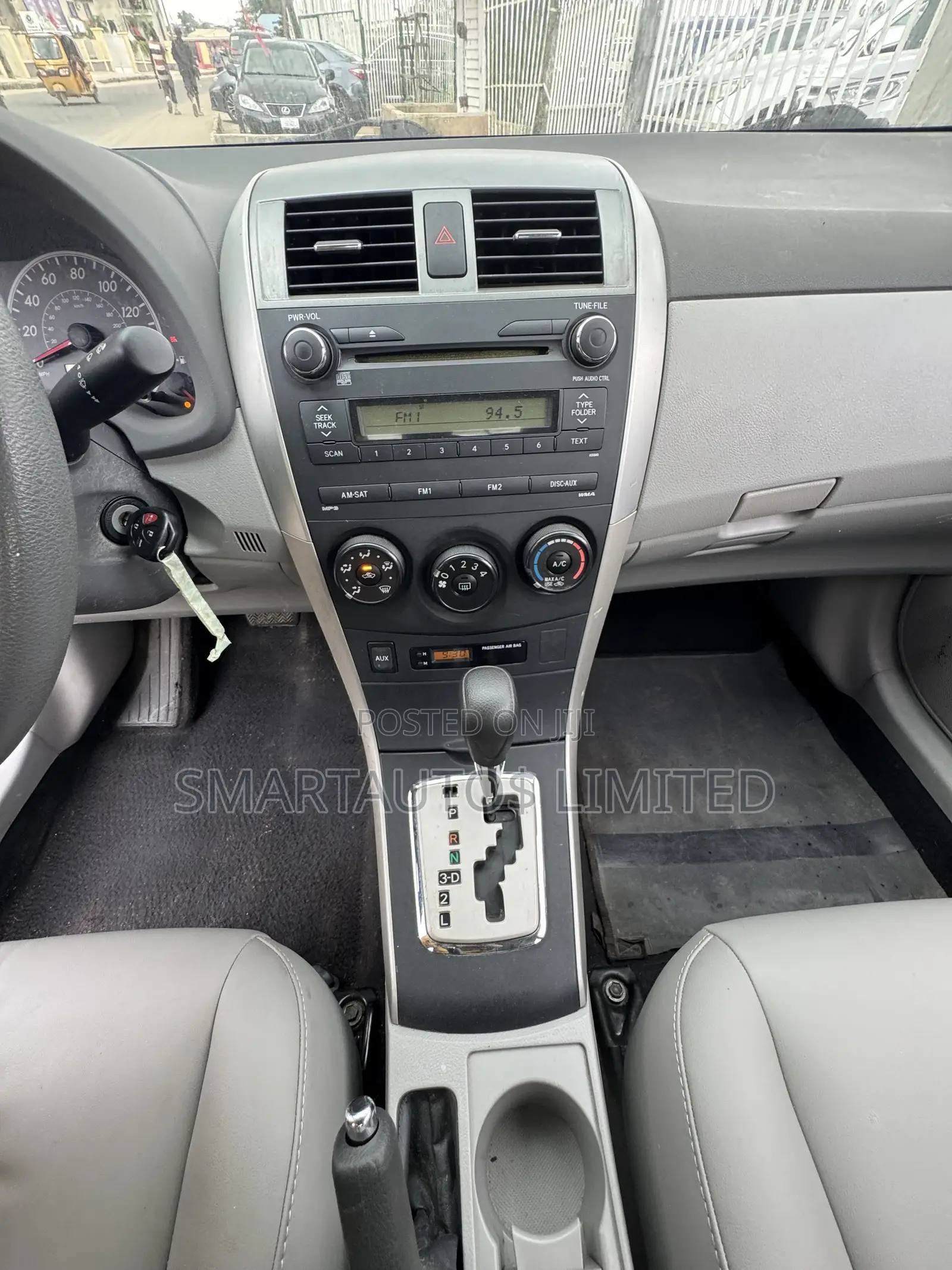 Toyota Corolla 2010 Red
