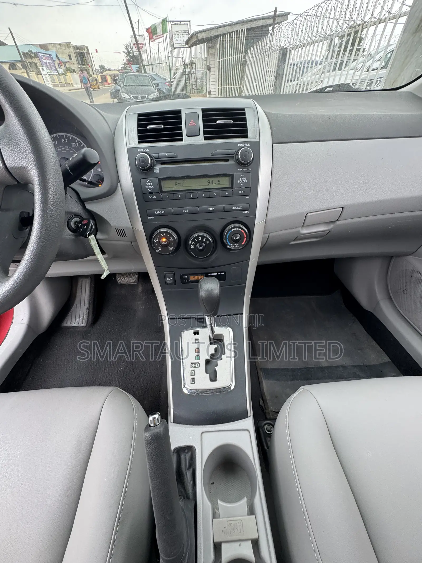 Toyota Corolla 2010 Red