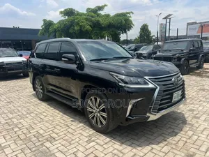 Lexus LX 2017 Black