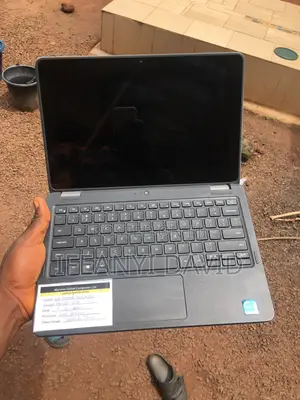 Laptop Dell Latitude 3120 8GB Intel Core i9 SSD 256GB