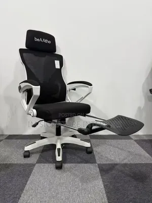 Ergonomic Office Chair Pro Hand