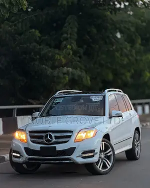 Mercedes-Benz GLK-Class Base GLK 350 4dr 4x2 (3.5L 6cyl 7A) 2015 White