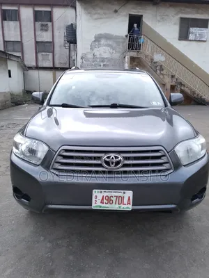 Toyota Highlander 2010 Gray