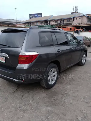 Toyota Highlander 2010 Gray