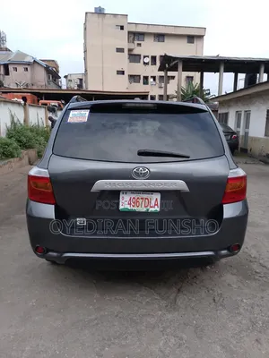Toyota Highlander 2010 Gray