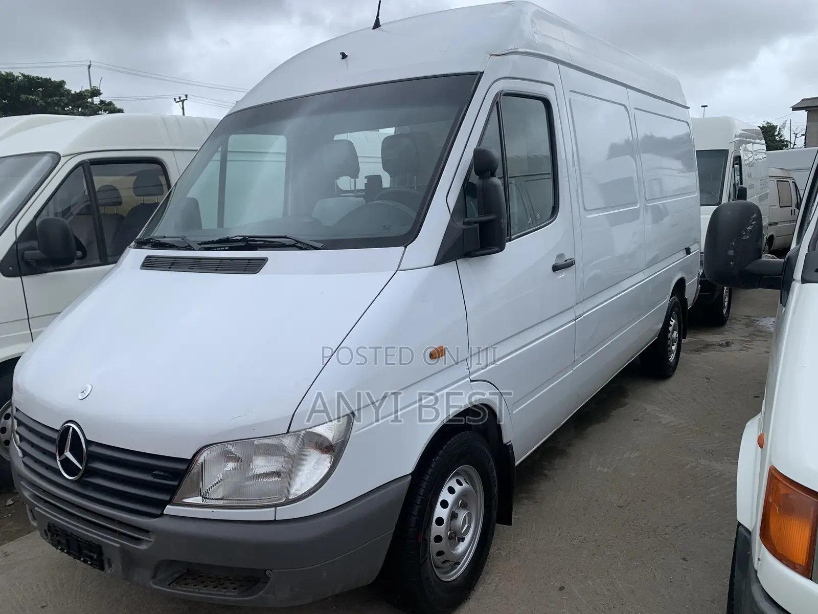 Mercedes-Benz Sprinter 2005 White