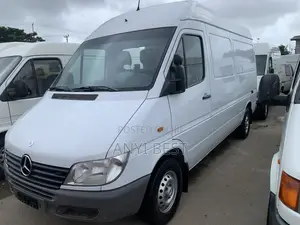 Mercedes-Benz Sprinter 2005 White