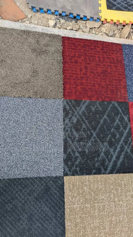 Carpet Tiles (QUALITY)