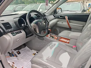 Toyota Highlander 2010 Black