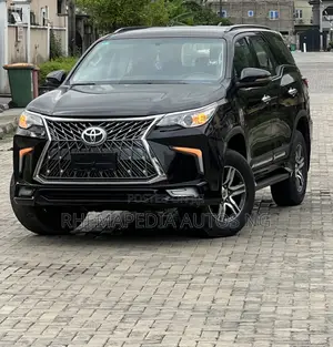 New Toyota Fortuner 3.0 D Turbo RWD 2019 Black