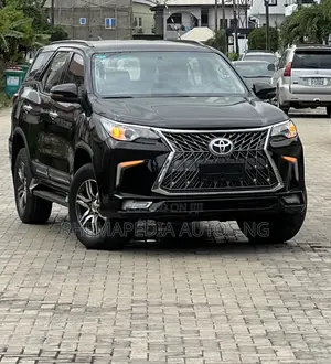 New Toyota Fortuner 3.0 D Turbo RWD 2019 Black