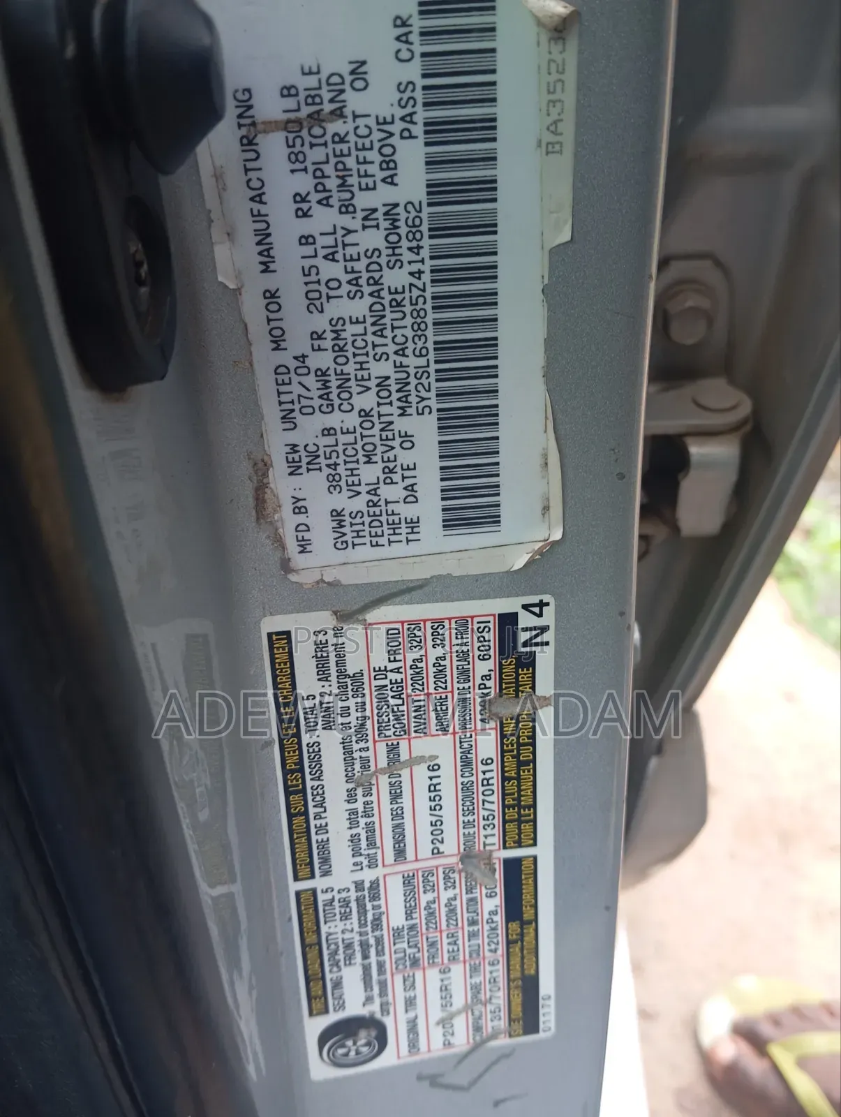 Pontiac Vibe 2005 Silver