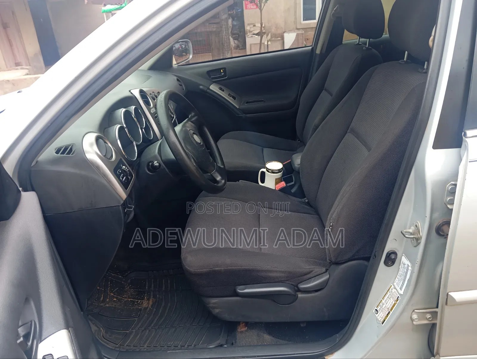 Pontiac Vibe 2005 Silver