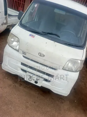 Daihatsu Hijet 2019 Silver