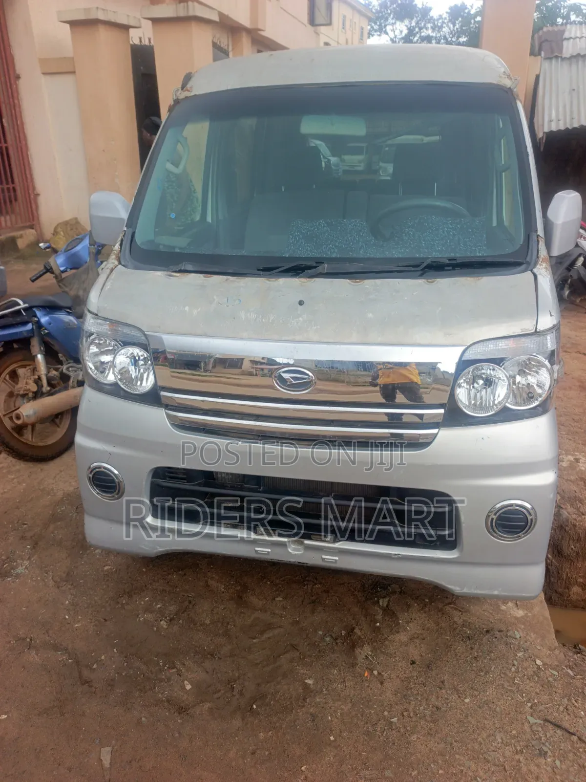 Daihatsu Hijet 2019 Silver