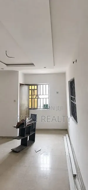 Mini Flat in Ogunfayo, Awoyaya for rent