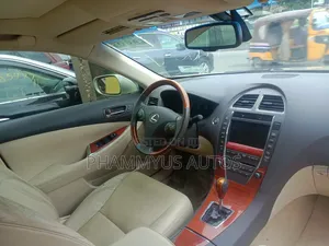 Lexus ES 350 2012 Gold